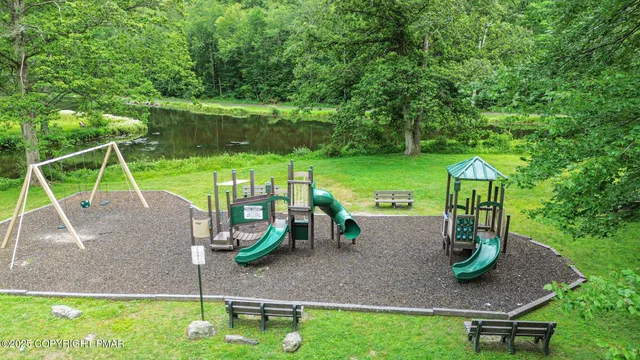 $315,000 | 2787 Pocono Circle, Bartonsville, PA 18321