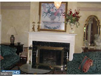 4092 New Hope Road Furlong, PA 18925 - Photo 8 of 12 Living Room