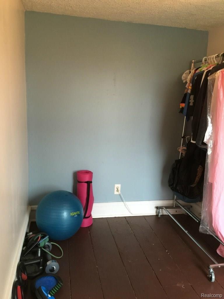 2659 Byron Road Howell, MI 48855 - Photo 26 of 45 Upstairs room could be office or small bedroom