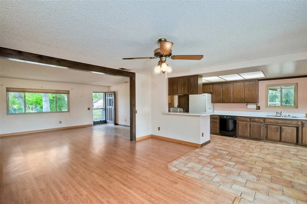 28591 Lilac Road Valley Center, CA 92082 - Photo 9 of 22