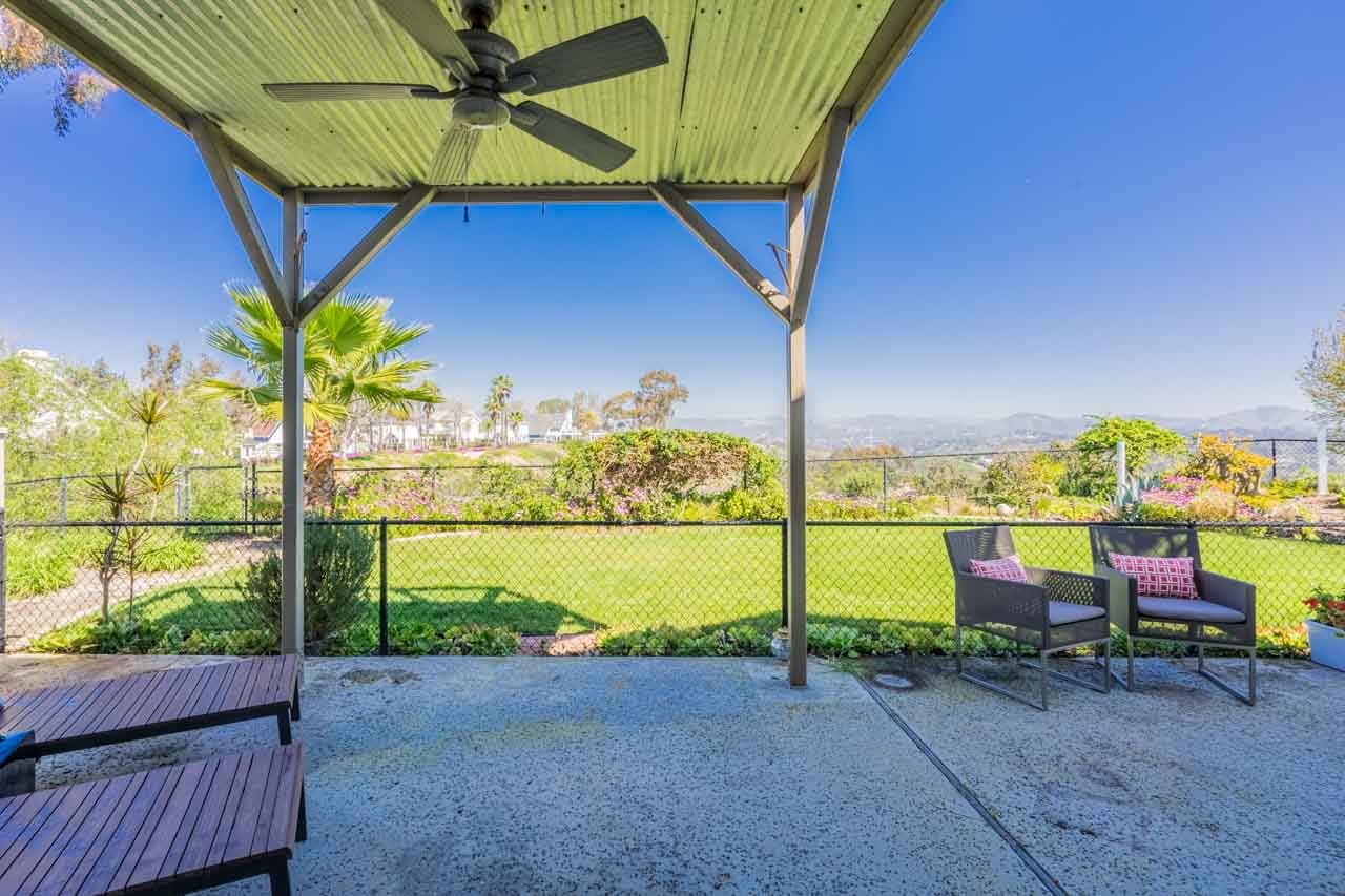 3748 Brand Crest Encinitas, CA 92024 - Photo 8 of 25 Gallery Image 8