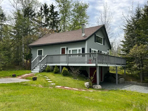 $1,100,000 | 26 Hummingbird Lane, Bar Harbor, ME 04609