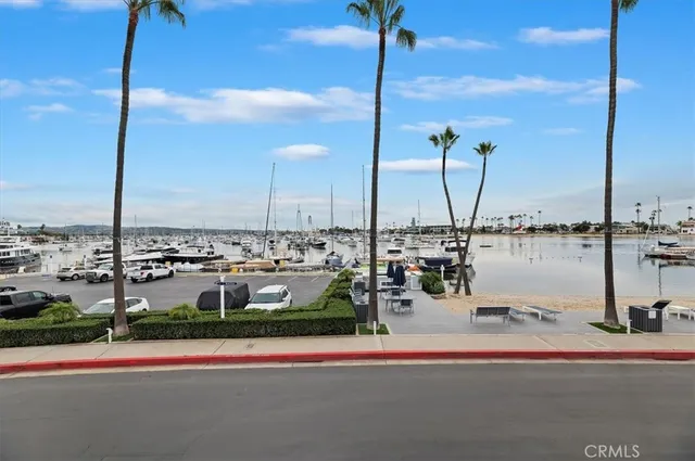 a view of a terrace with sky view