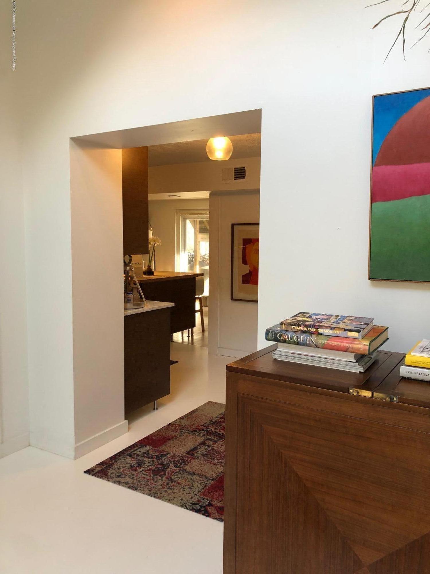 35 Pine Drive Roosevelt, NJ 08555 - Photo 10 of 32 Foyer 1