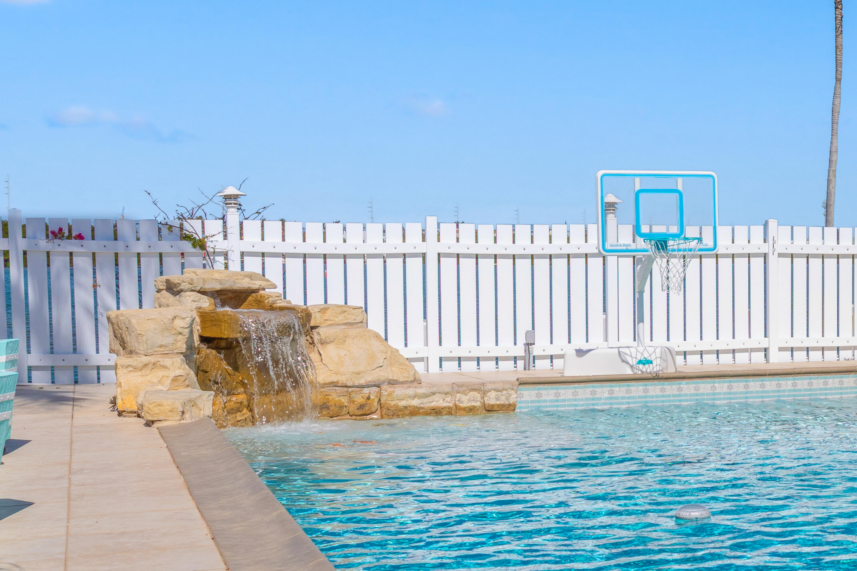 781 9th Street Key Colony Beach, FL 33051 - Photo 55 of 95 Sailfish Pointe waterfall