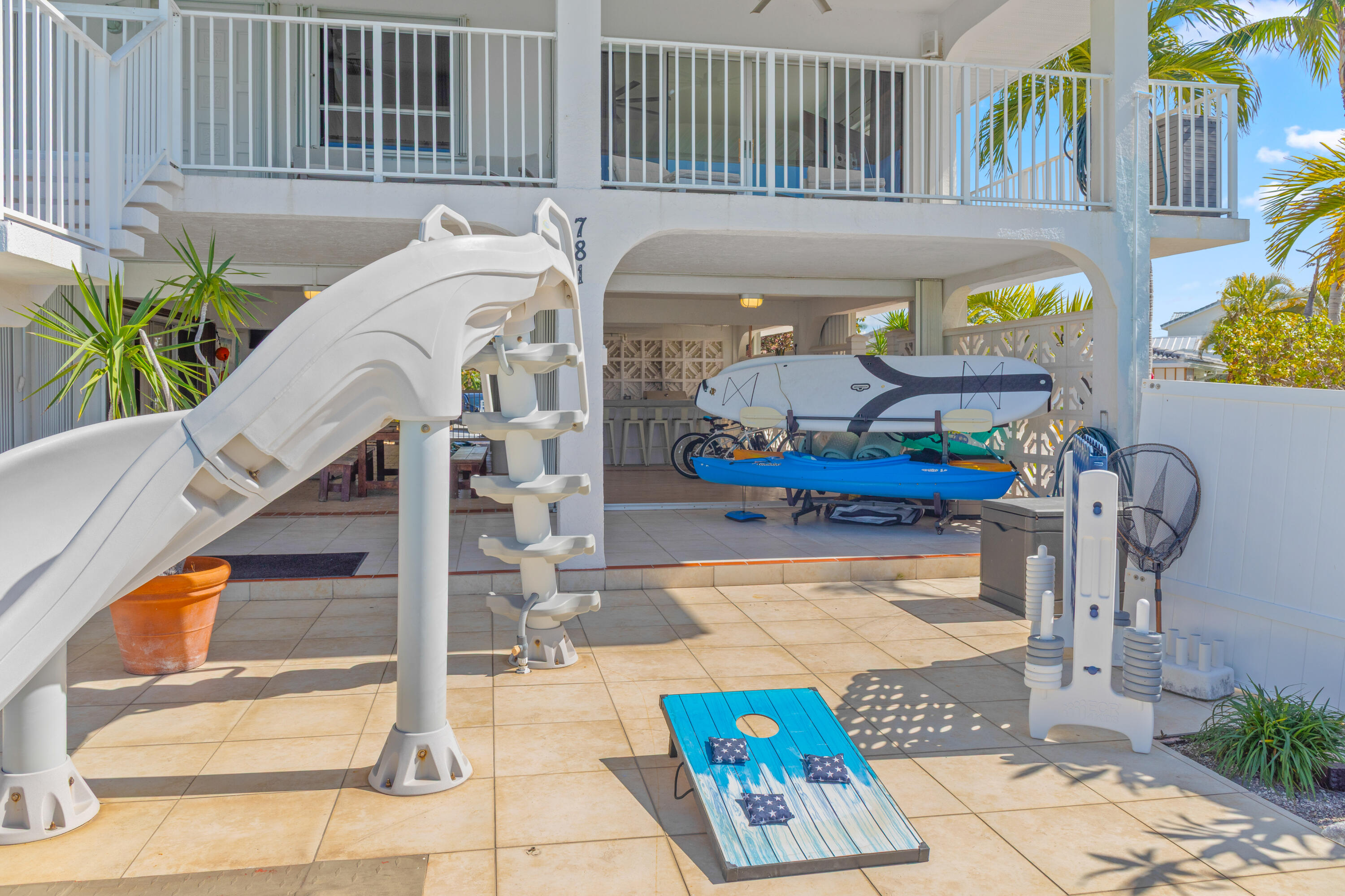 781 9th Street Key Colony Beach, FL 33051 - Photo 60 of 95 a view of entryway with a rug