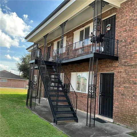 $1,200 | 4101 Cadillac Street, Unit A, New Orleans, LA 70122