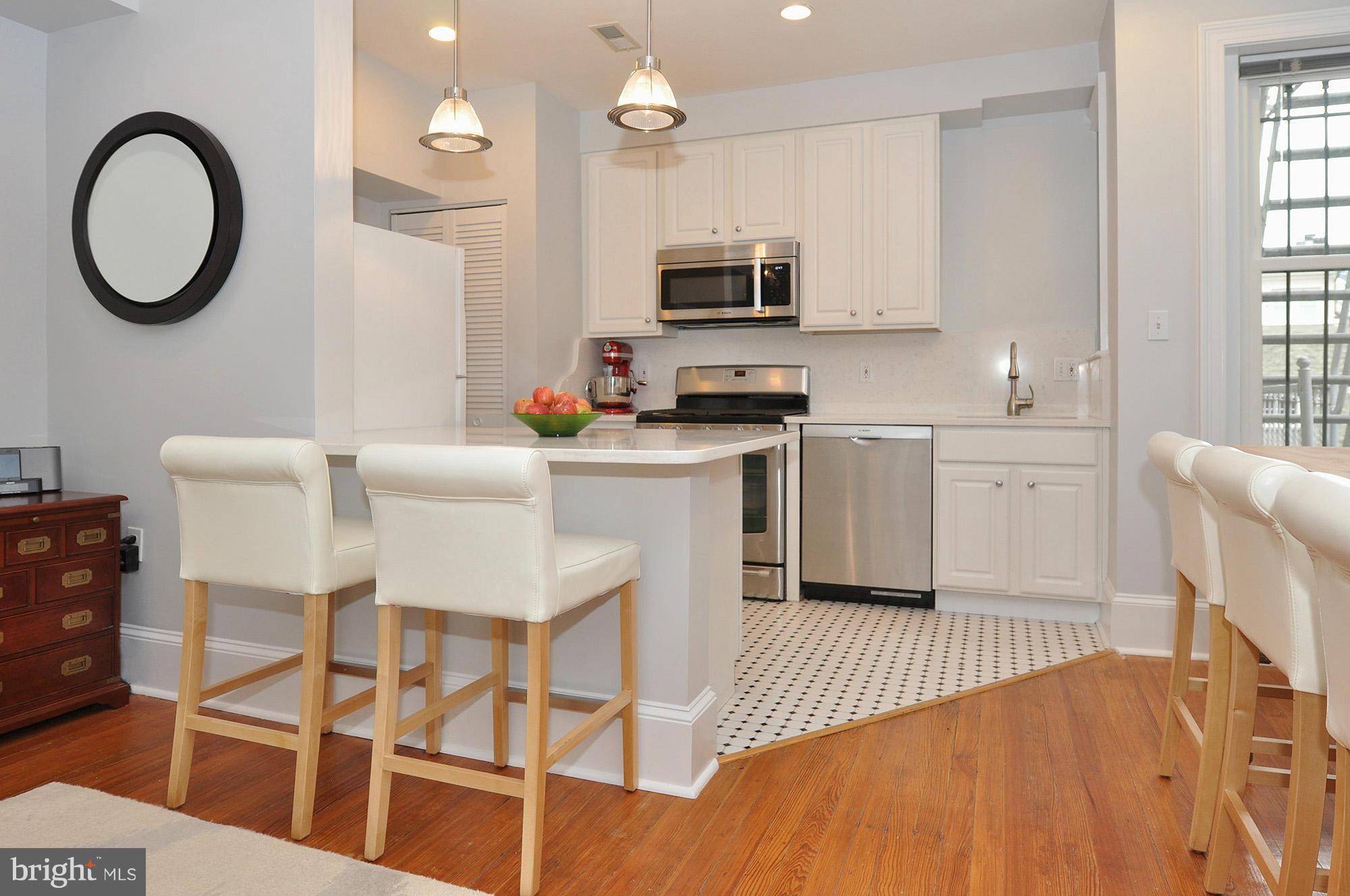 1423 R Street Northwest, Unit 403 Washington, DC 20009 - Photo 12 of 28 Kitchen