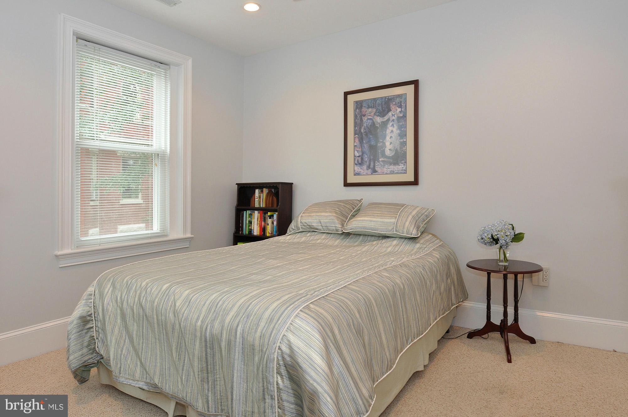 1423 R Street Northwest, Unit 403 Washington, DC 20009 - Photo 16 of 28 Bedroom