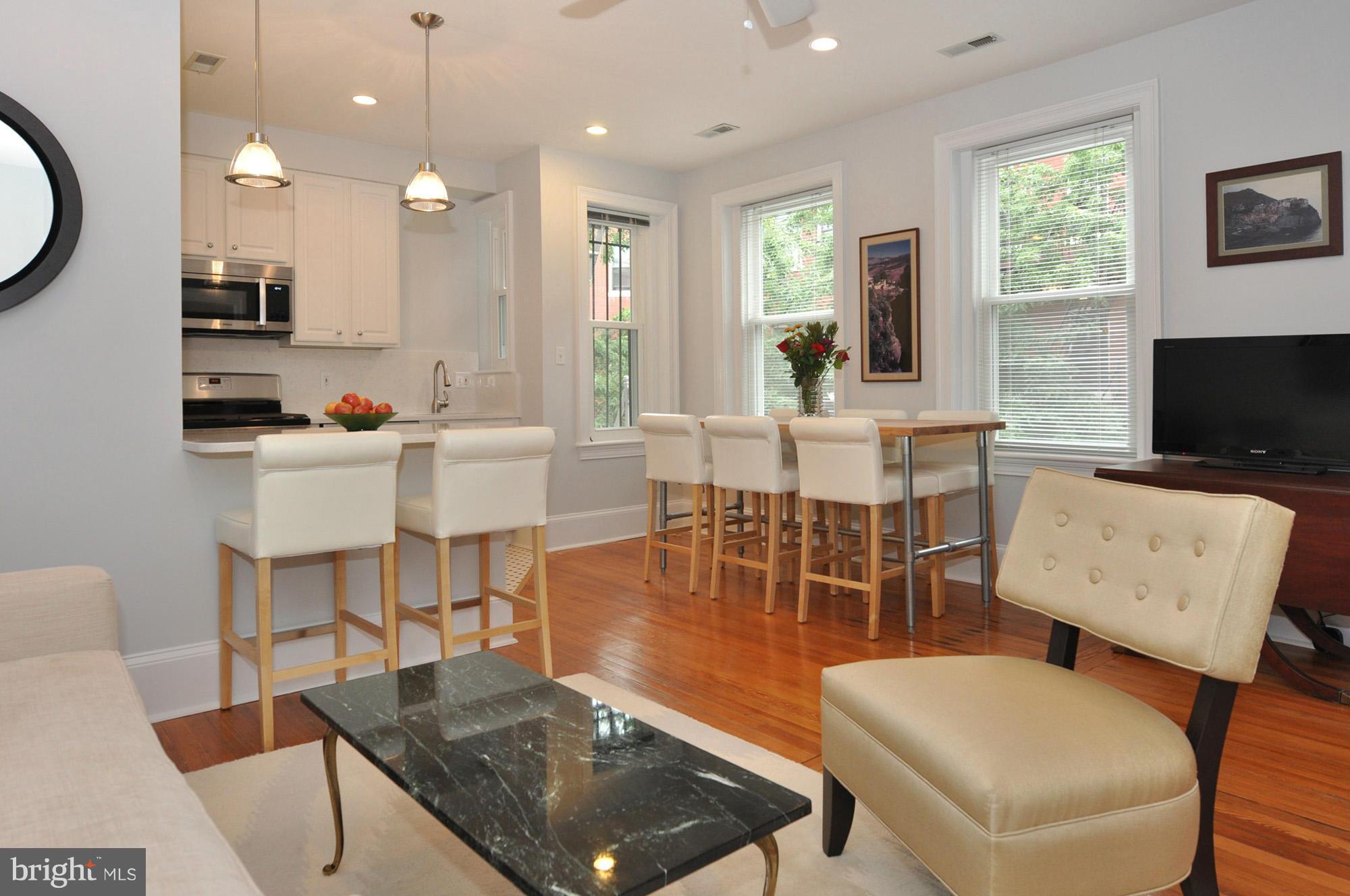1423 R Street Northwest, Unit 403 Washington, DC 20009 - Photo 8 of 28 Living Room