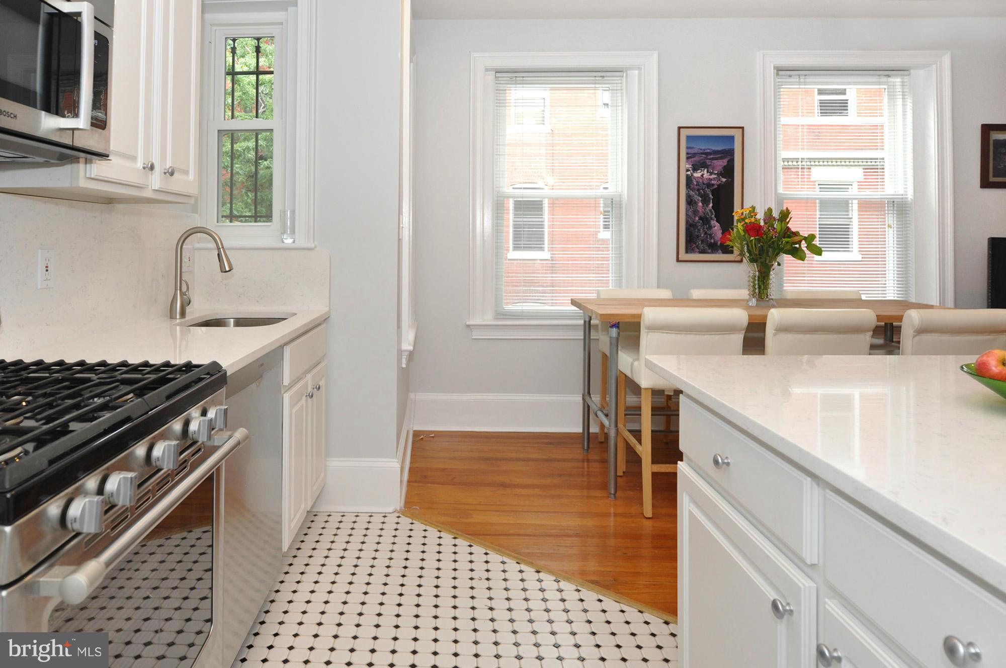 1423 R Street Northwest, Unit 403 Washington, DC 20009 - Photo 10 of 28 Kitchen