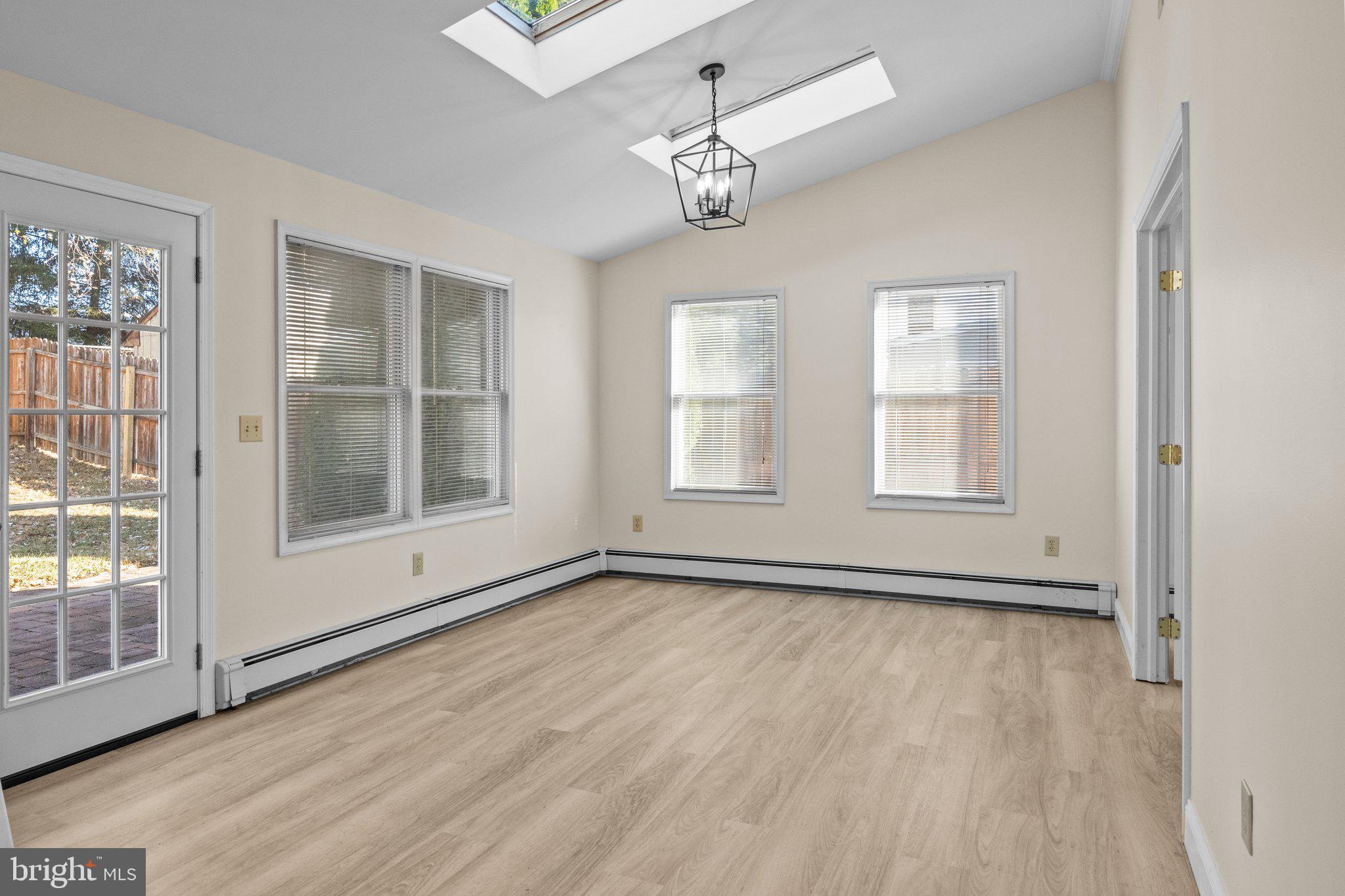 87 Terrace Road Levittown, PA 19056 - Photo 11 of 30
