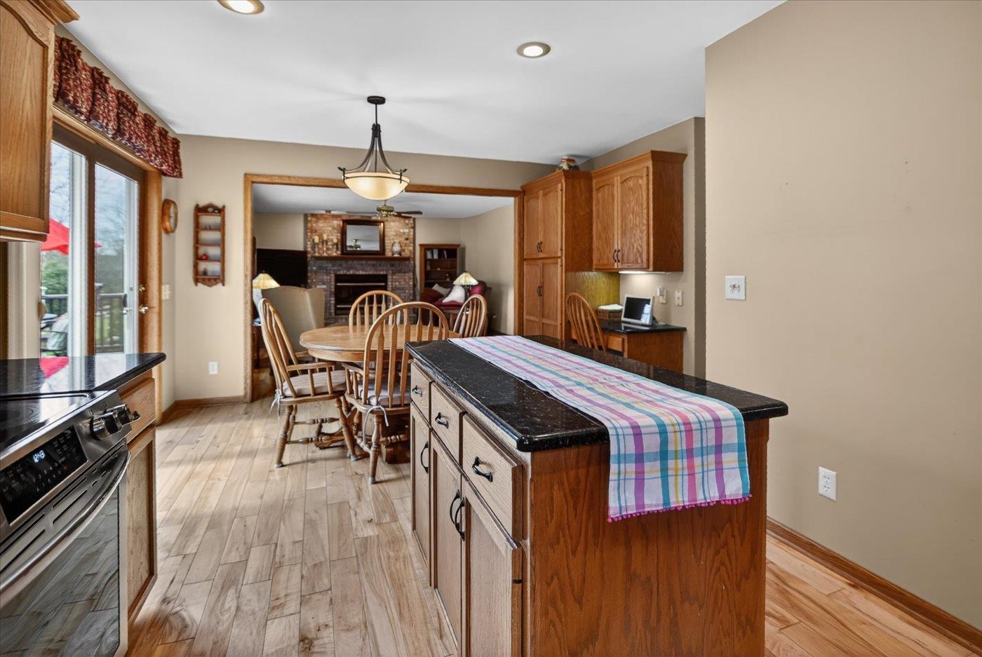 1253 Mockingbird Lane Sun Prairie, WI 53590 - Photo 13 of 57