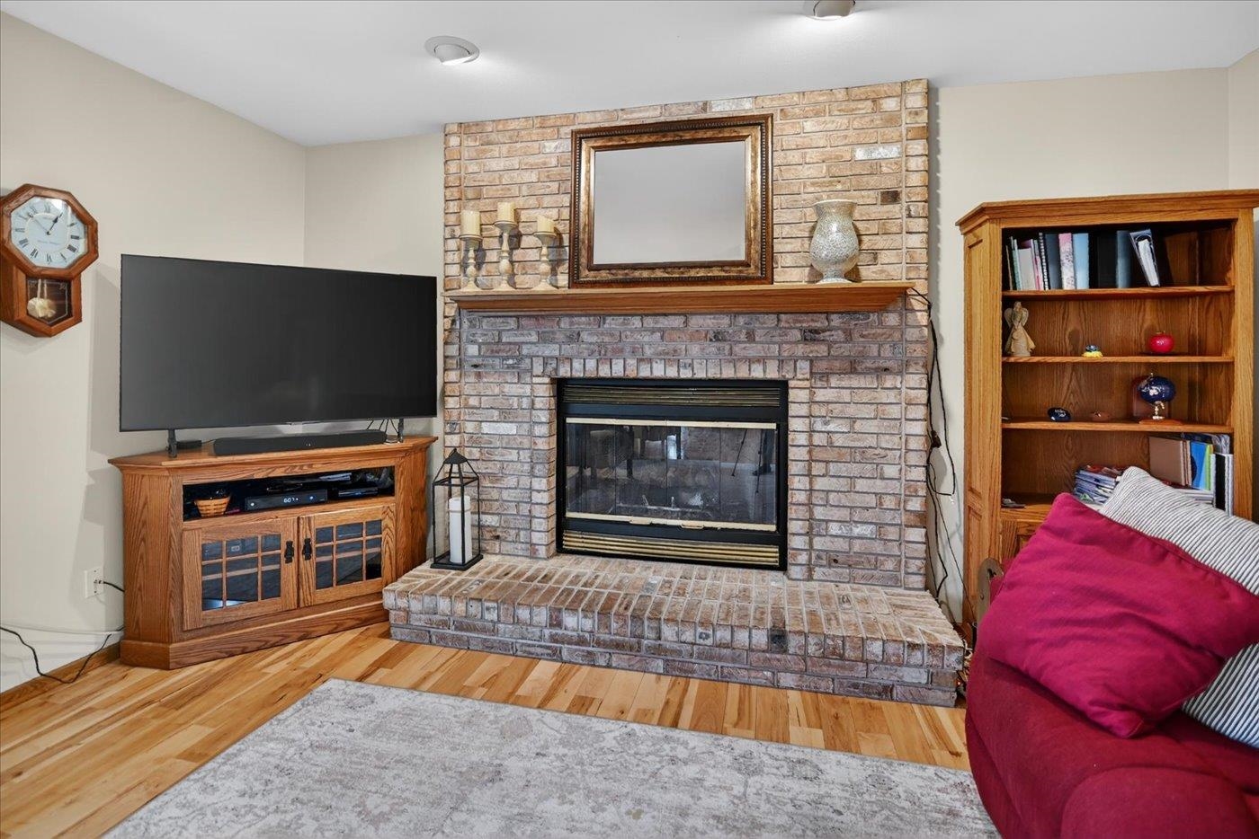 1253 Mockingbird Lane Sun Prairie, WI 53590 - Photo 5 of 57