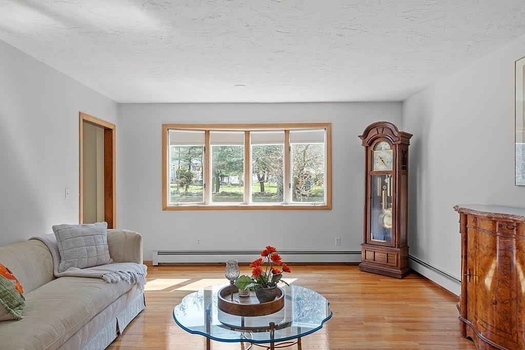 190 North Road Bedford, MA 01730 - Photo 9 of 37 Gallery Image 9
