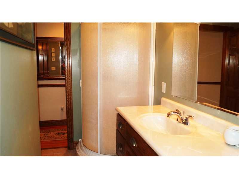 1410 Van Buskirk Road Anderson, IN 46011 - Photo 11 of 24 Gallery Image 11