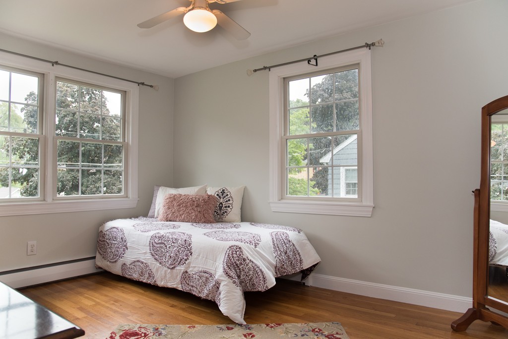 182 Boston Rock Road Melrose, MA 02176 - Photo 17 of 27 Gallery Image 17