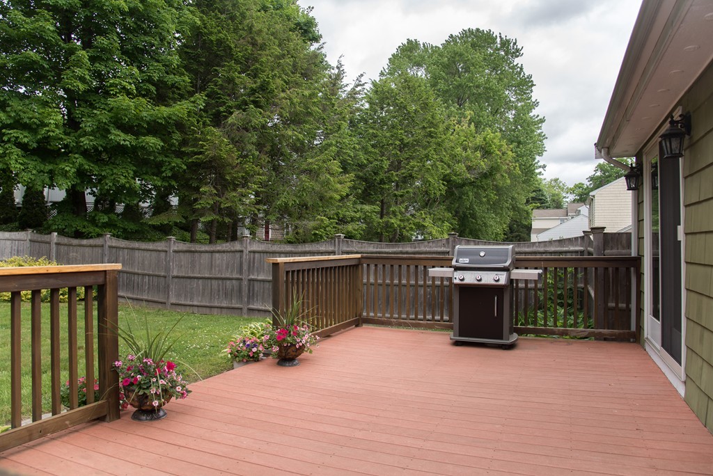 182 Boston Rock Road Melrose, MA 02176 - Photo 24 of 27 Gallery Image 24