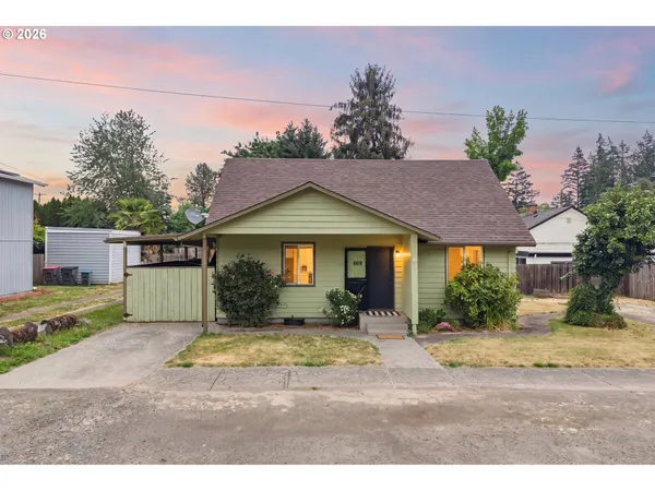 $415,000 | 609 4th Street, Dayton, OR 97114