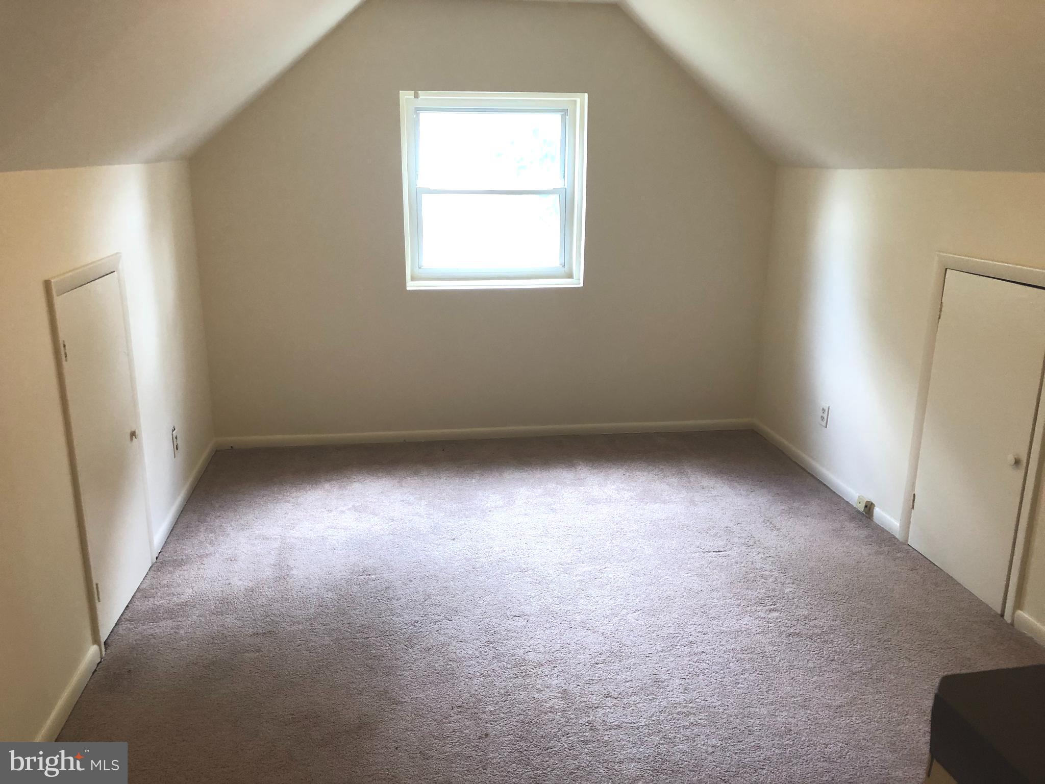 911 Brooke Road Capitol Heights, MD 20743 - Photo 12 of 16 LARGE UPSTAIRS BEDROOM-3