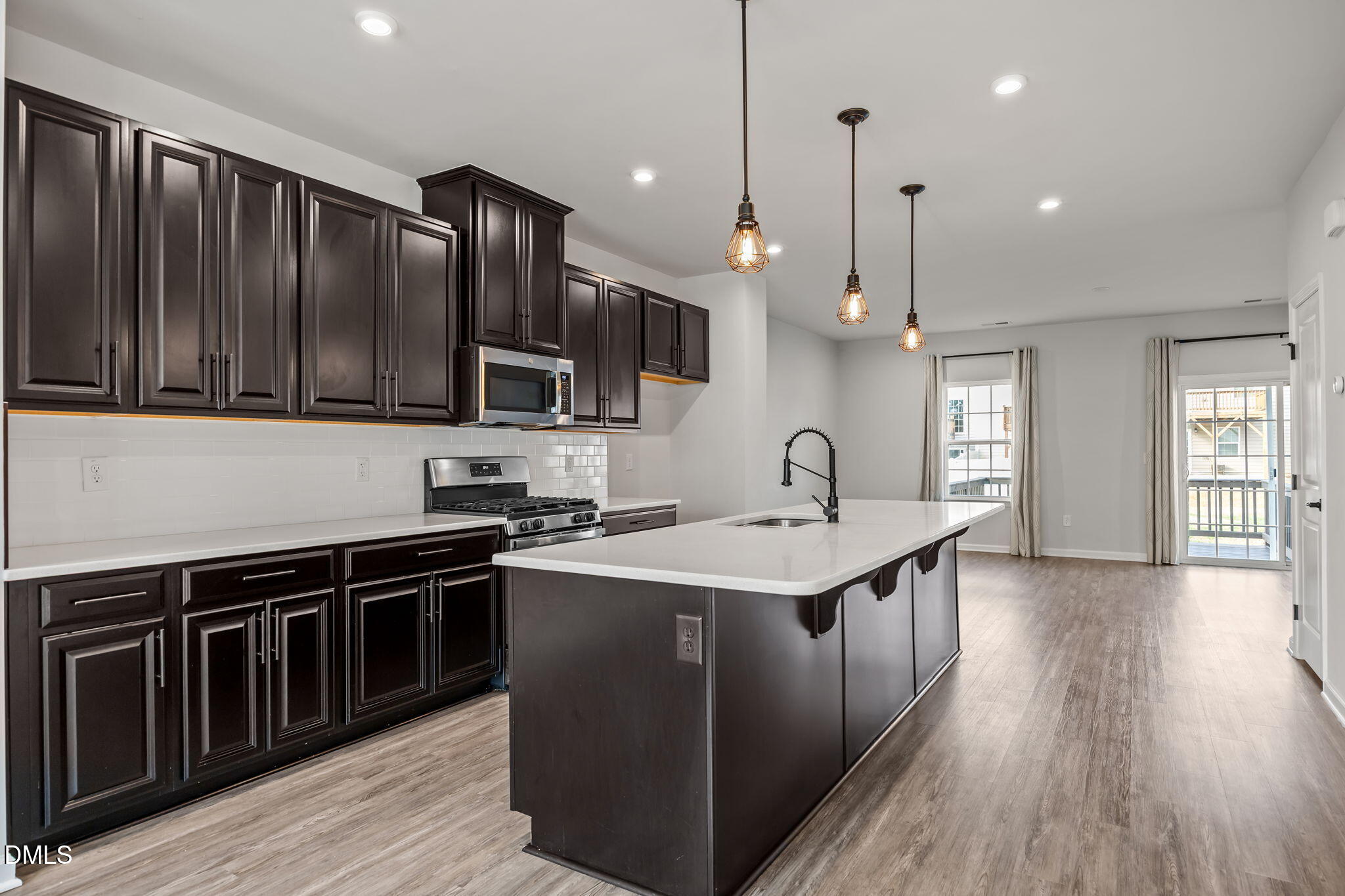 325 Amber Acorn Avenue Raleigh, NC 27603 - Photo 8 of 46 Kitchen