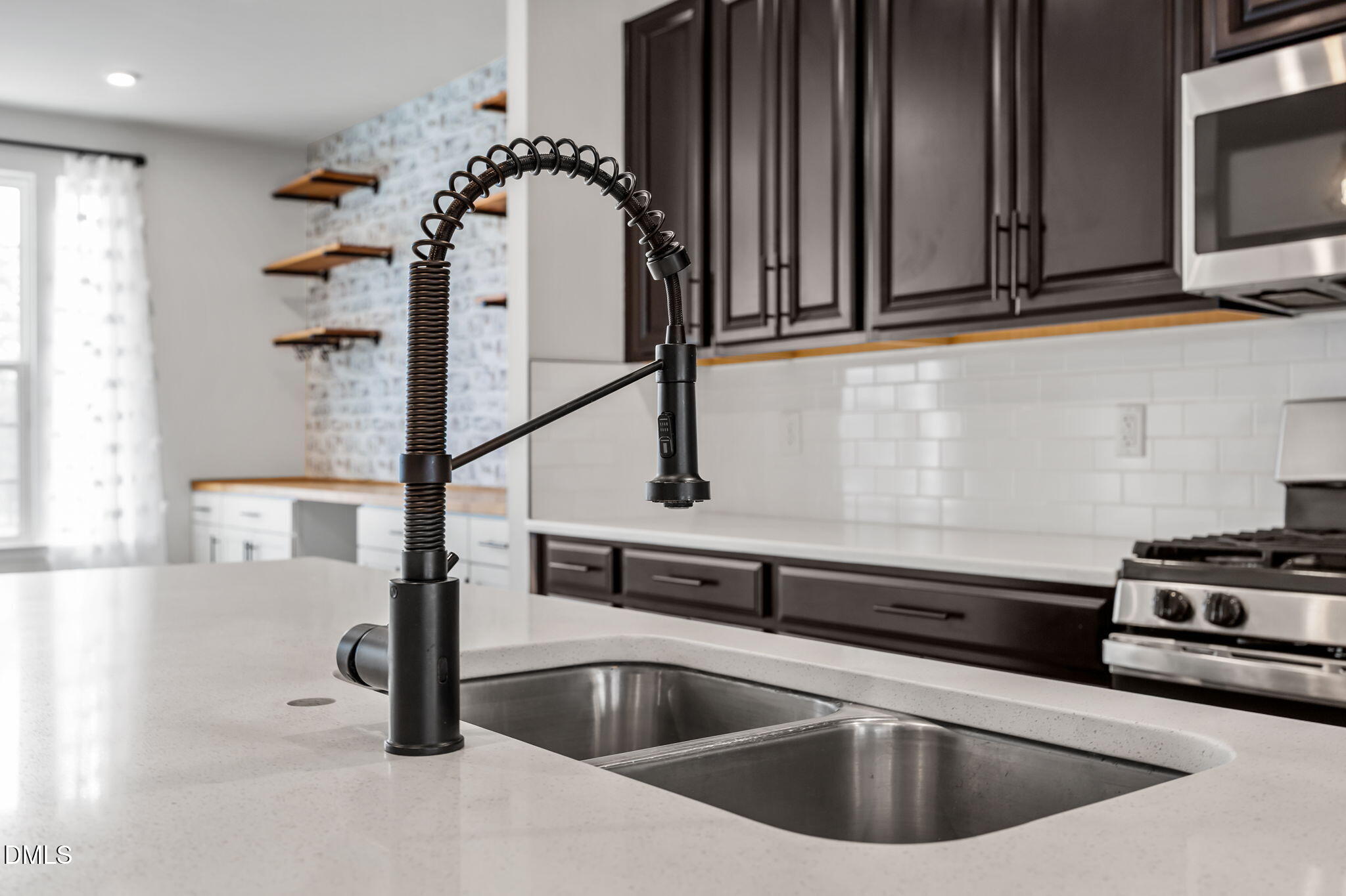 325 Amber Acorn Avenue Raleigh, NC 27603 - Photo 9 of 46 Kitchen