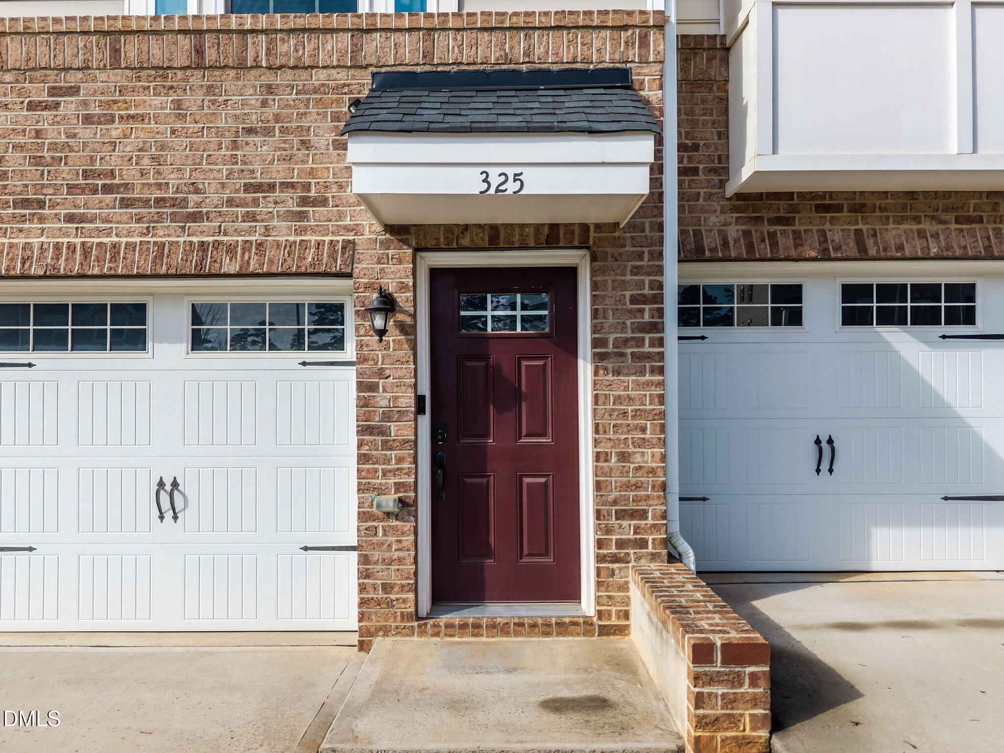 325 Amber Acorn Avenue Raleigh, NC 27603 - Photo 4 of 46 Entry