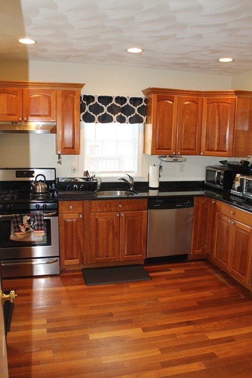 182 North Shore Road, Unit 7 Revere, MA 02151 - Photo 3 of 23 Gallery Image 3