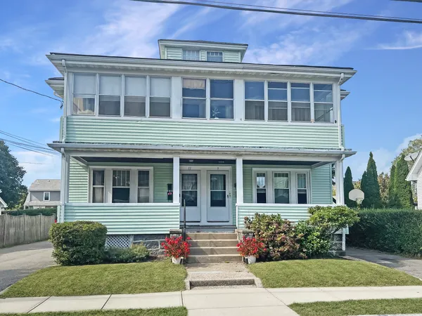 $2,600 | 11 Hughes Street, Unit 2, Quincy, MA 02169