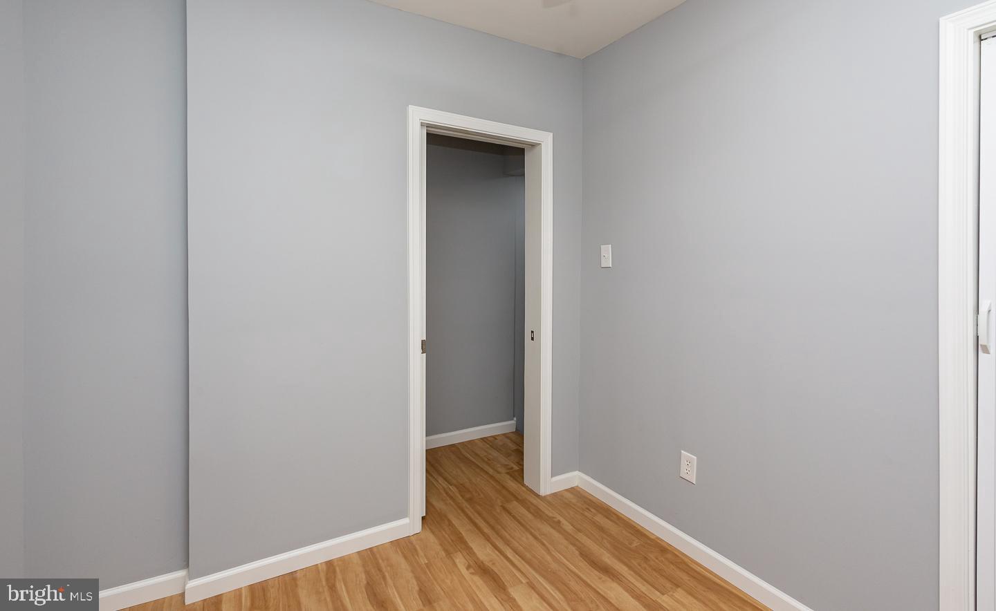 2735 Waterloo Street Philadelphia, PA 19133 - Photo 13 of 25 a view of a room