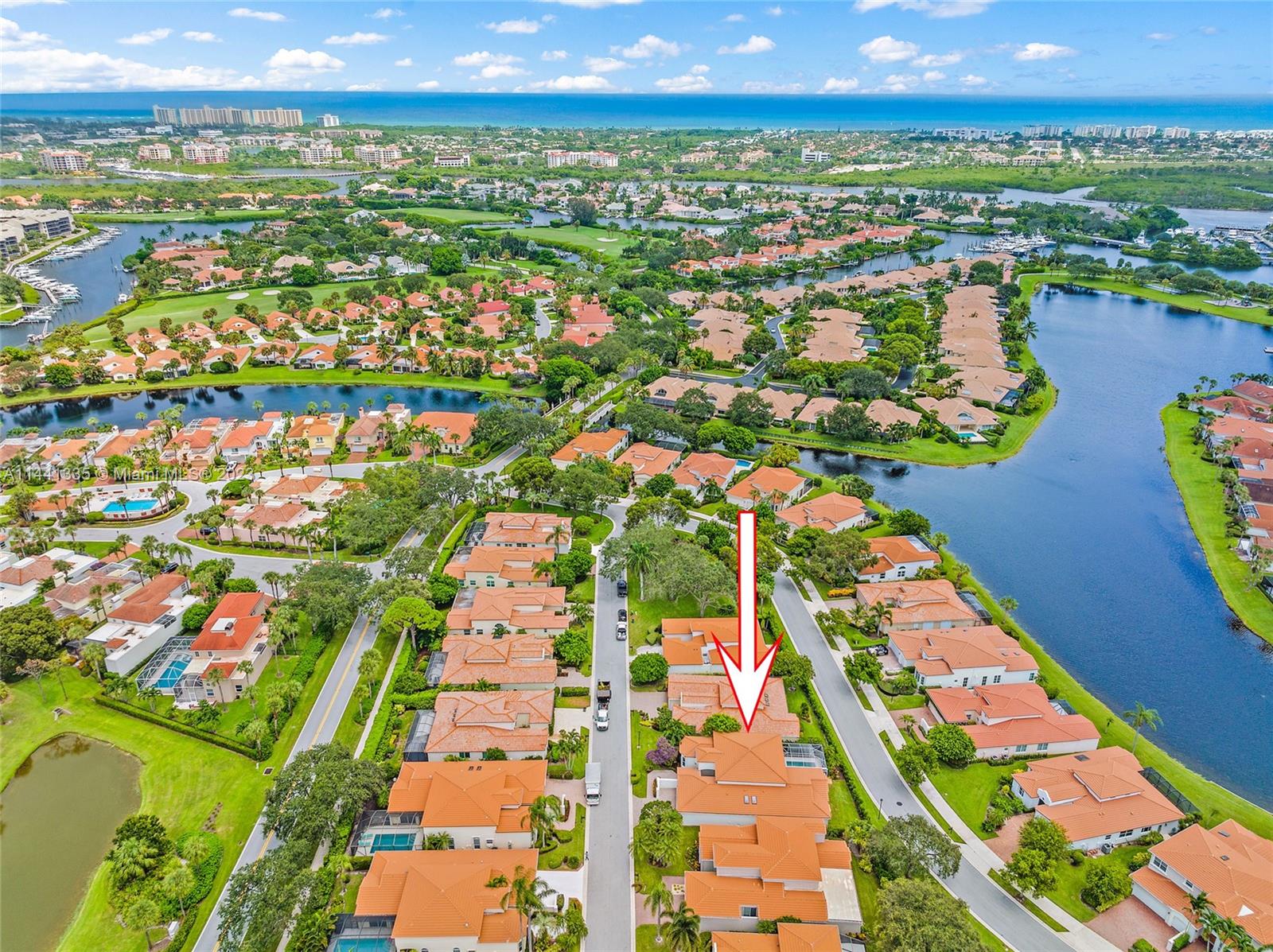 3670 Northwind Court Jupiter, FL 33477 - Photo 38 of 45 view of city and lake
