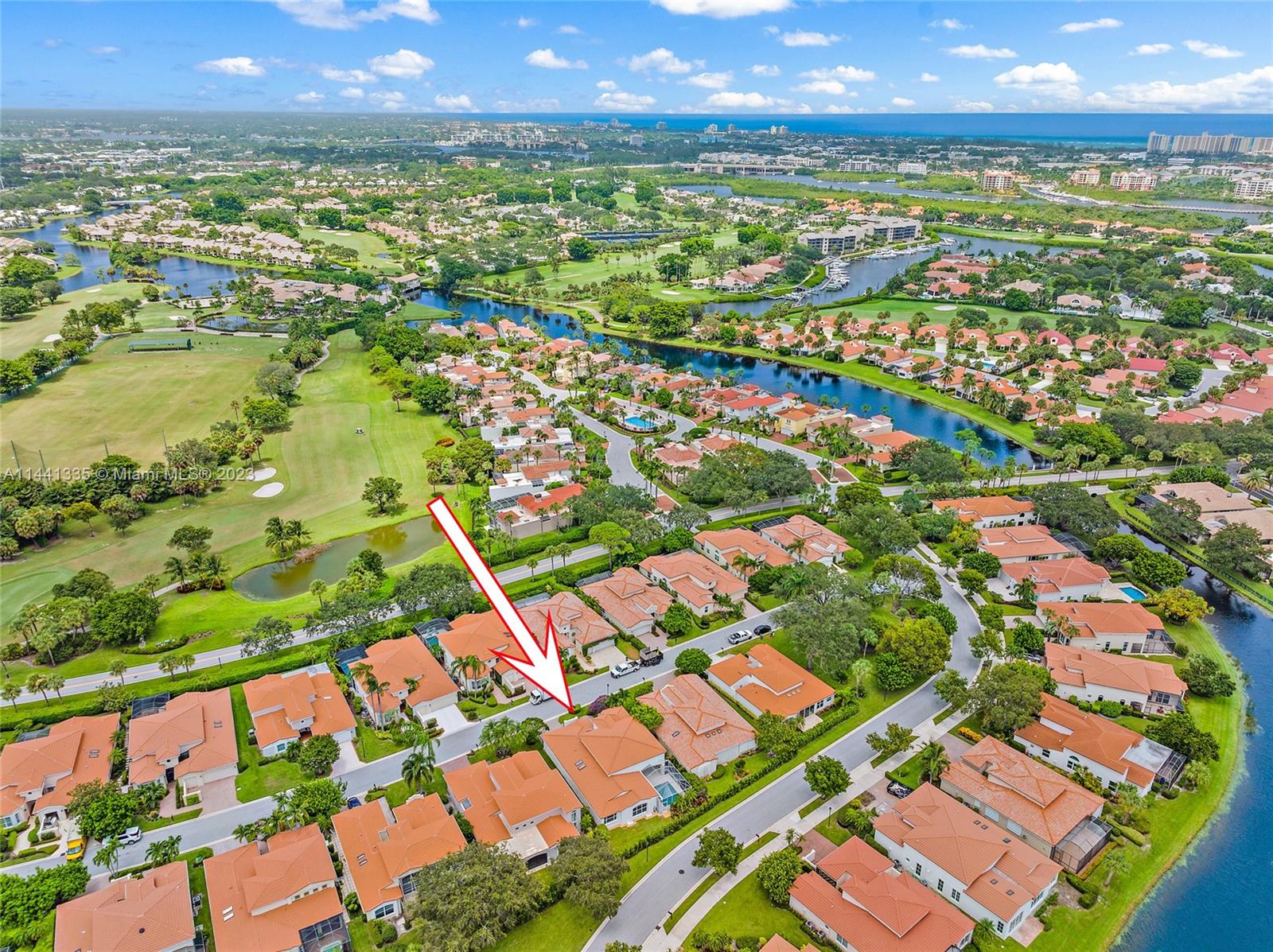 3670 Northwind Court Jupiter, FL 33477 - Photo 41 of 45 a view of city and swimming pool