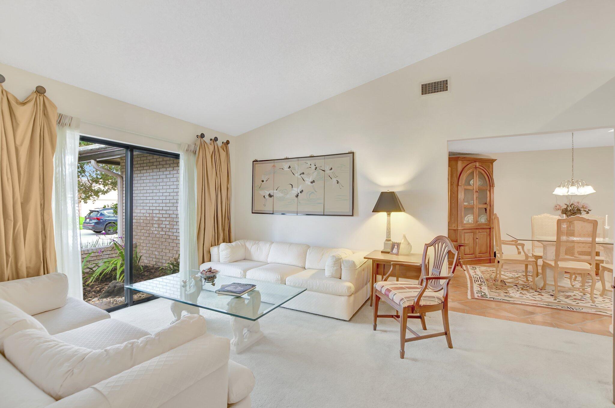 1398 Southwest 19th Street Boca Raton, FL 33486 - Photo 7 of 26 Living Room