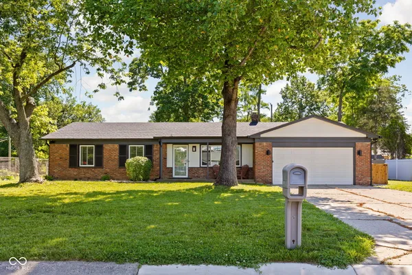 $2,700 | 10605 Penn Drive, Carmel, IN 46280