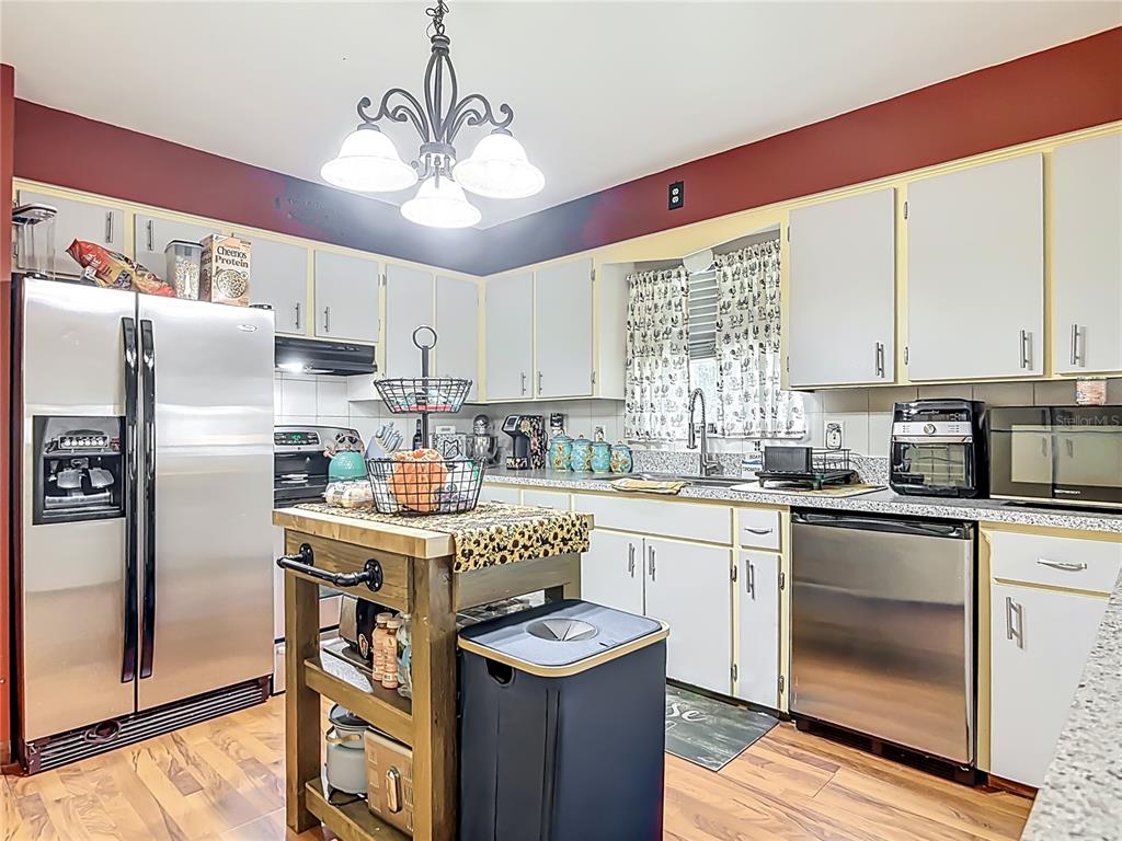 24046 Bobcat Road Astor, FL 32102 - Photo 14 of 50