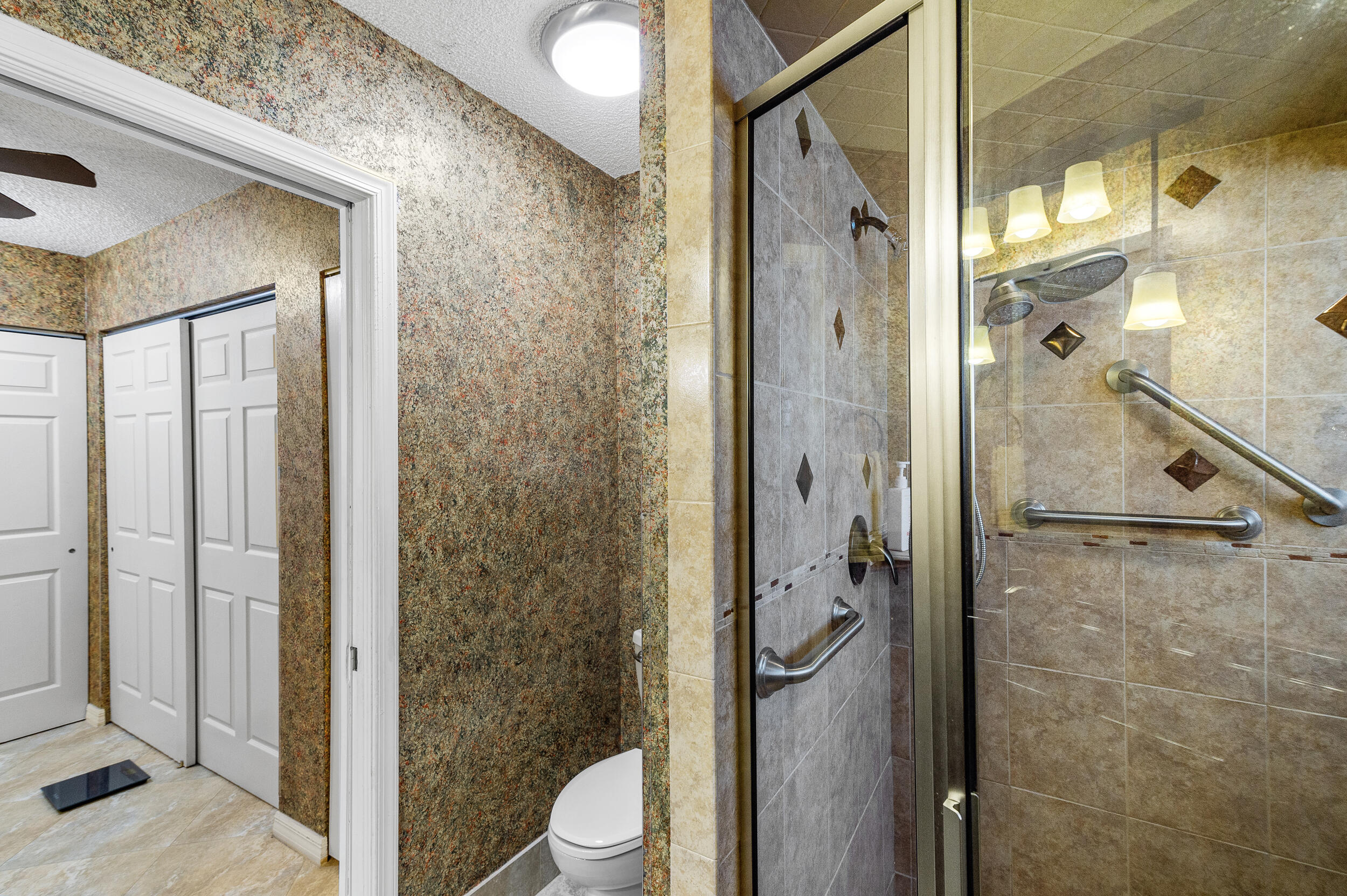 7914 Palacio Del Mar Drive Boca Raton, FL 33433 - Photo 20 of 21 Bathroom