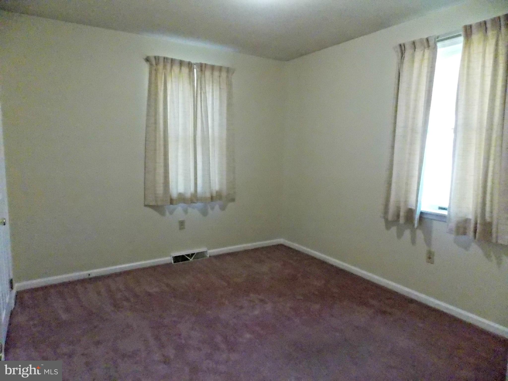 1069 Riverside Drive Pottstown, PA 19465 - Photo 11 of 16 Gallery Image 11
