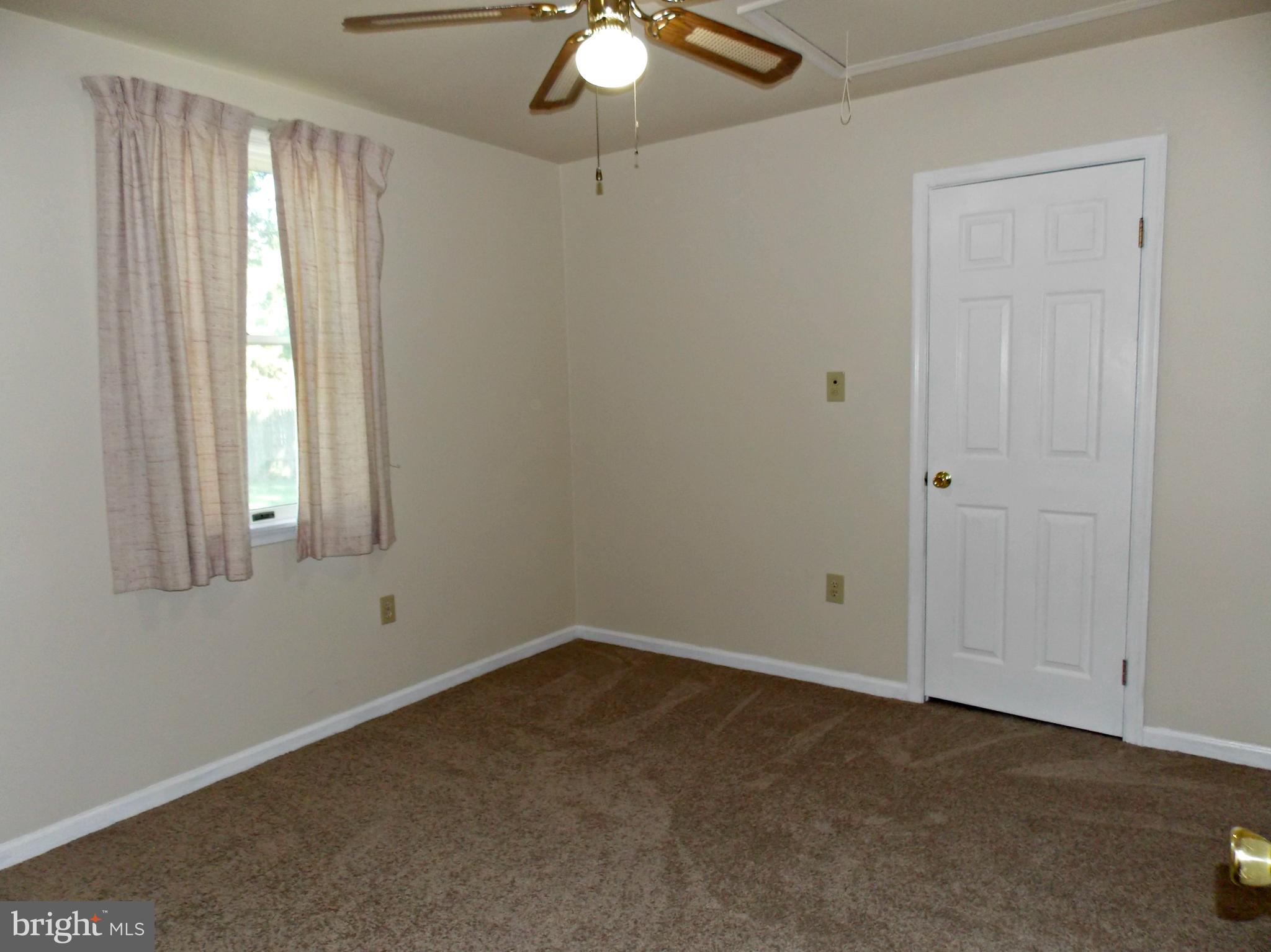 1069 Riverside Drive Pottstown, PA 19465 - Photo 12 of 16 Gallery Image 12