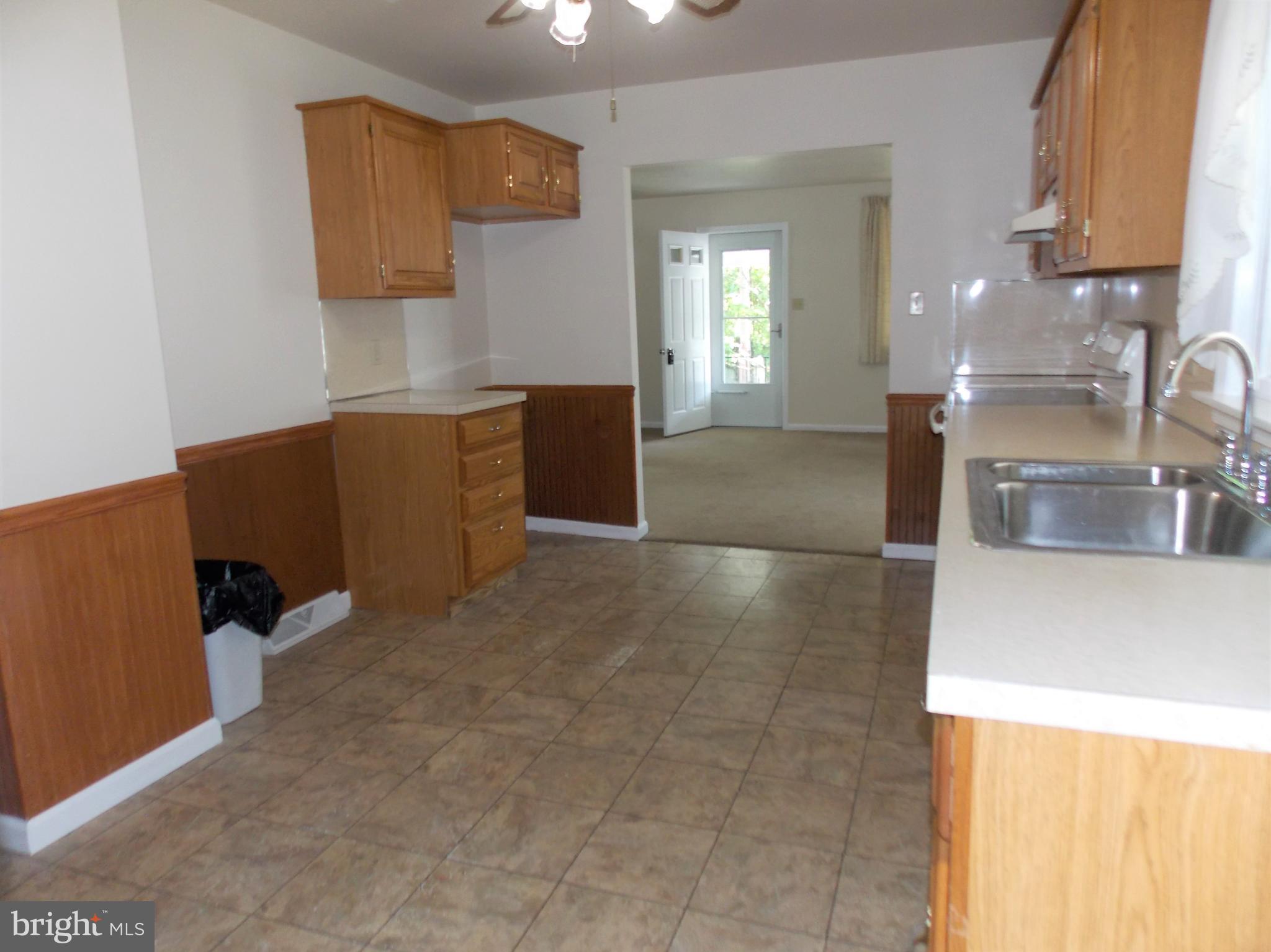 1069 Riverside Drive Pottstown, PA 19465 - Photo 10 of 16 Gallery Image 10