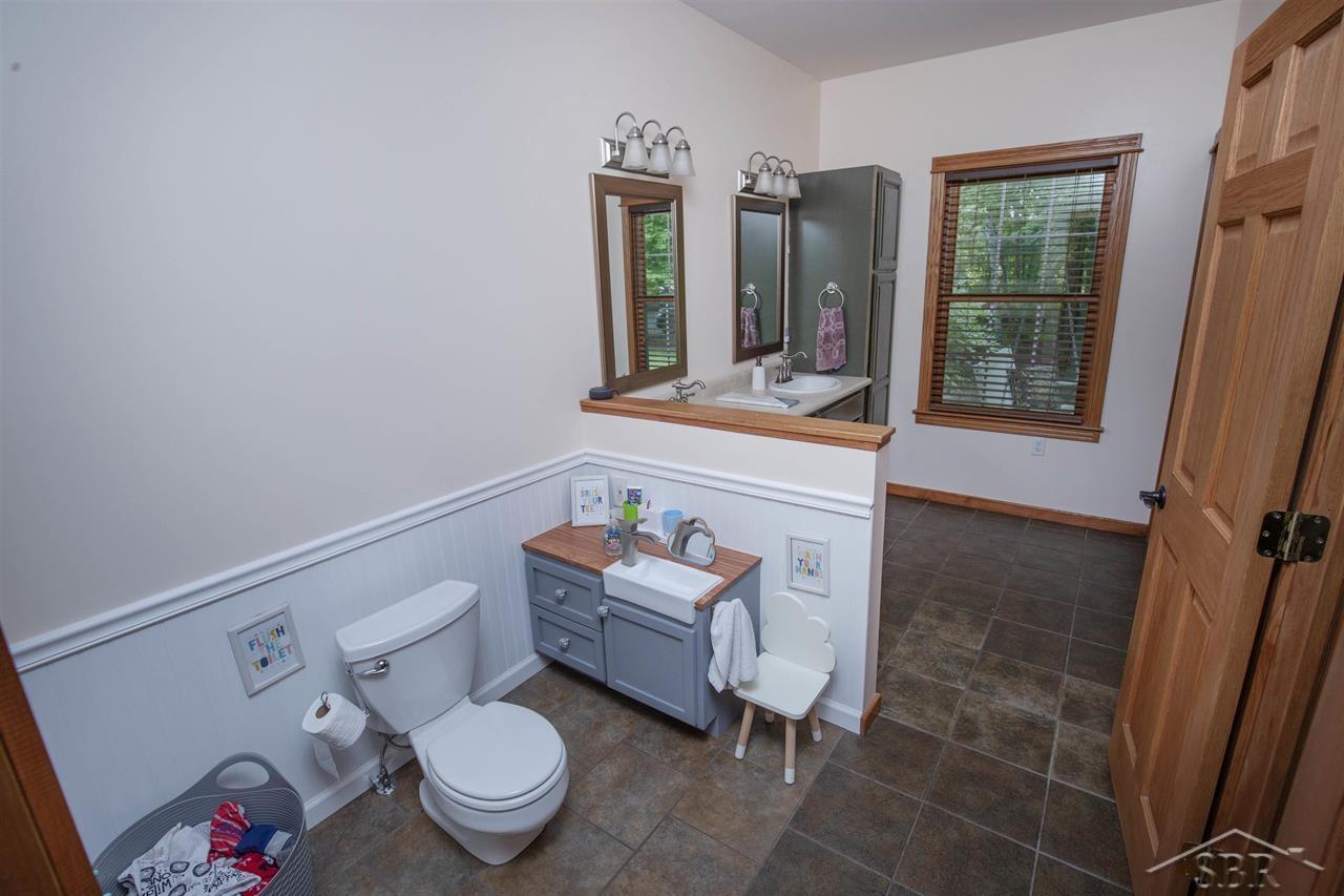 4101 North Gleaner Road Freeland, MI 48623 - Photo 24 of 59