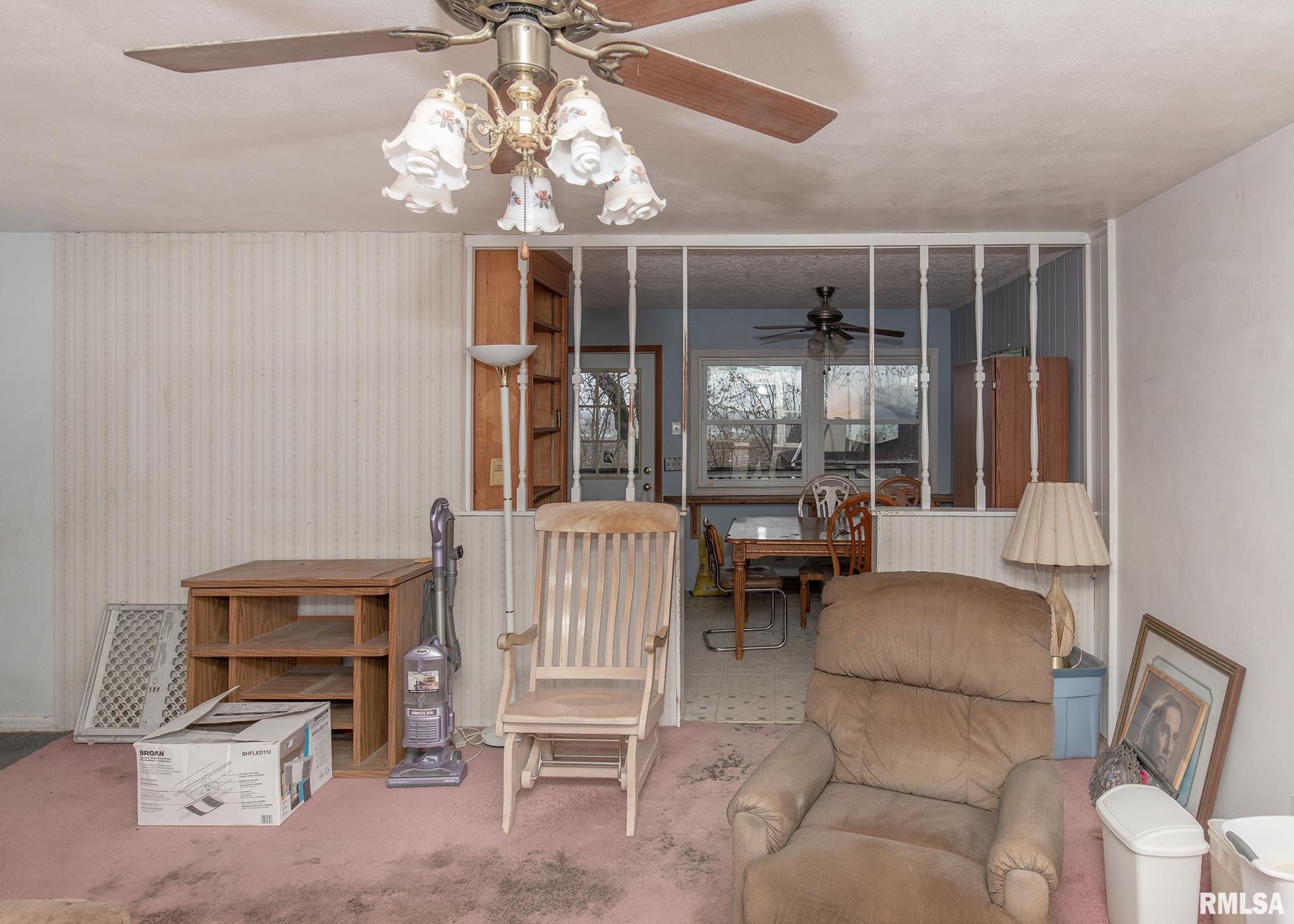 9100 North Liberty Road Walcott, IA 52773 - Photo 14 of 31 Gallery Image 14