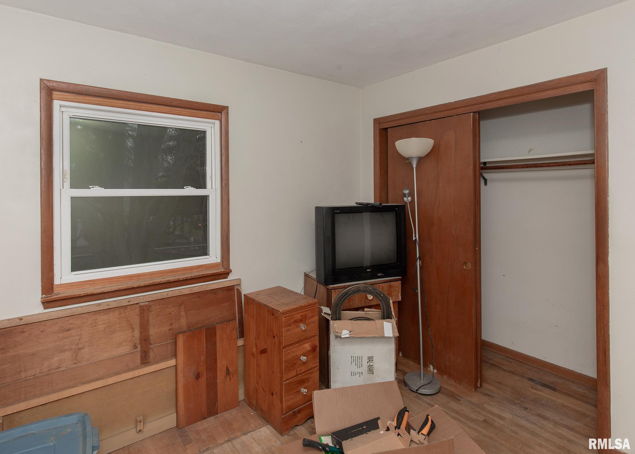 9100 North Liberty Road Walcott, IA 52773 - Photo 18 of 31 Gallery Image 18
