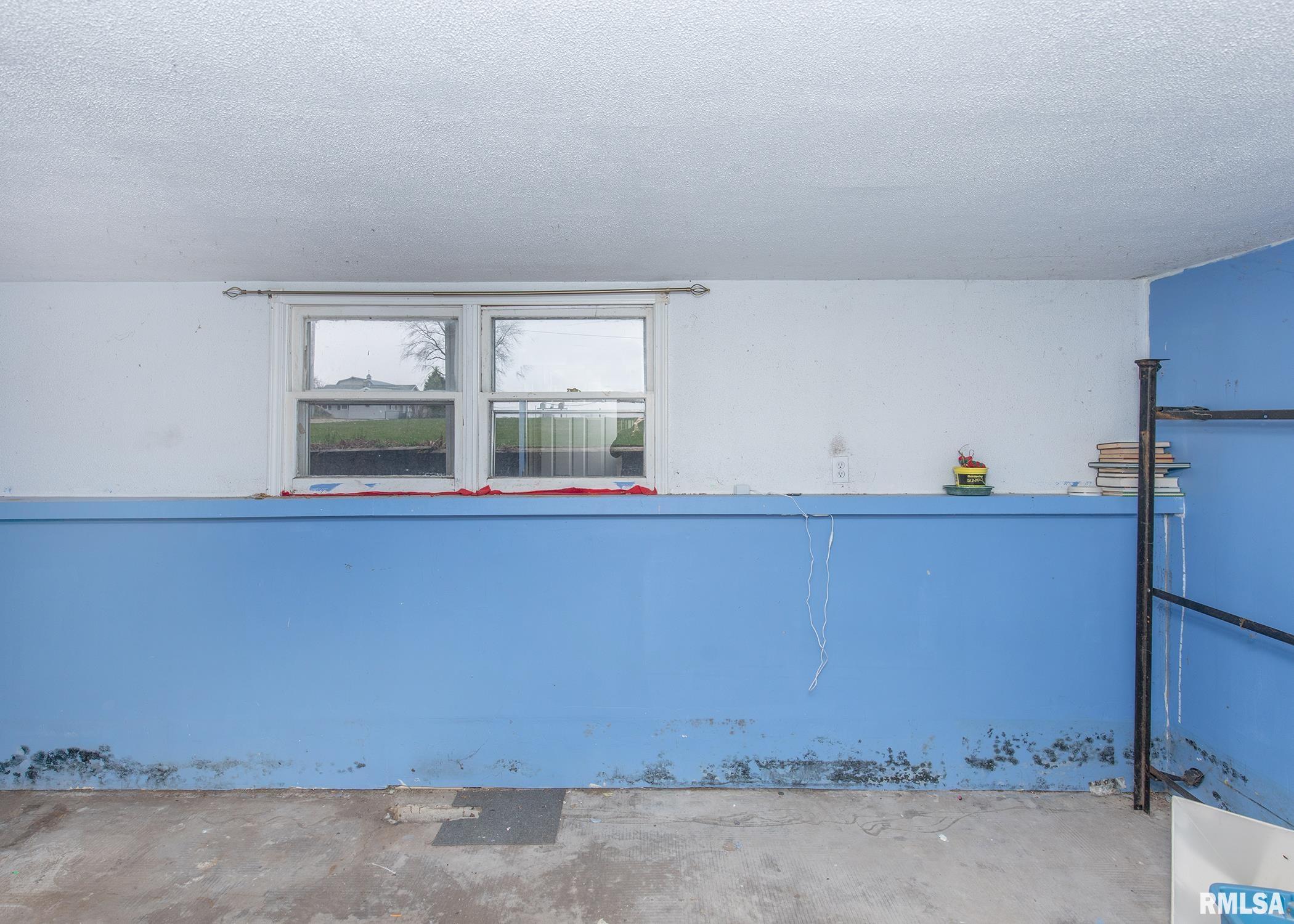 9100 North Liberty Road Walcott, IA 52773 - Photo 20 of 31 Gallery Image 20