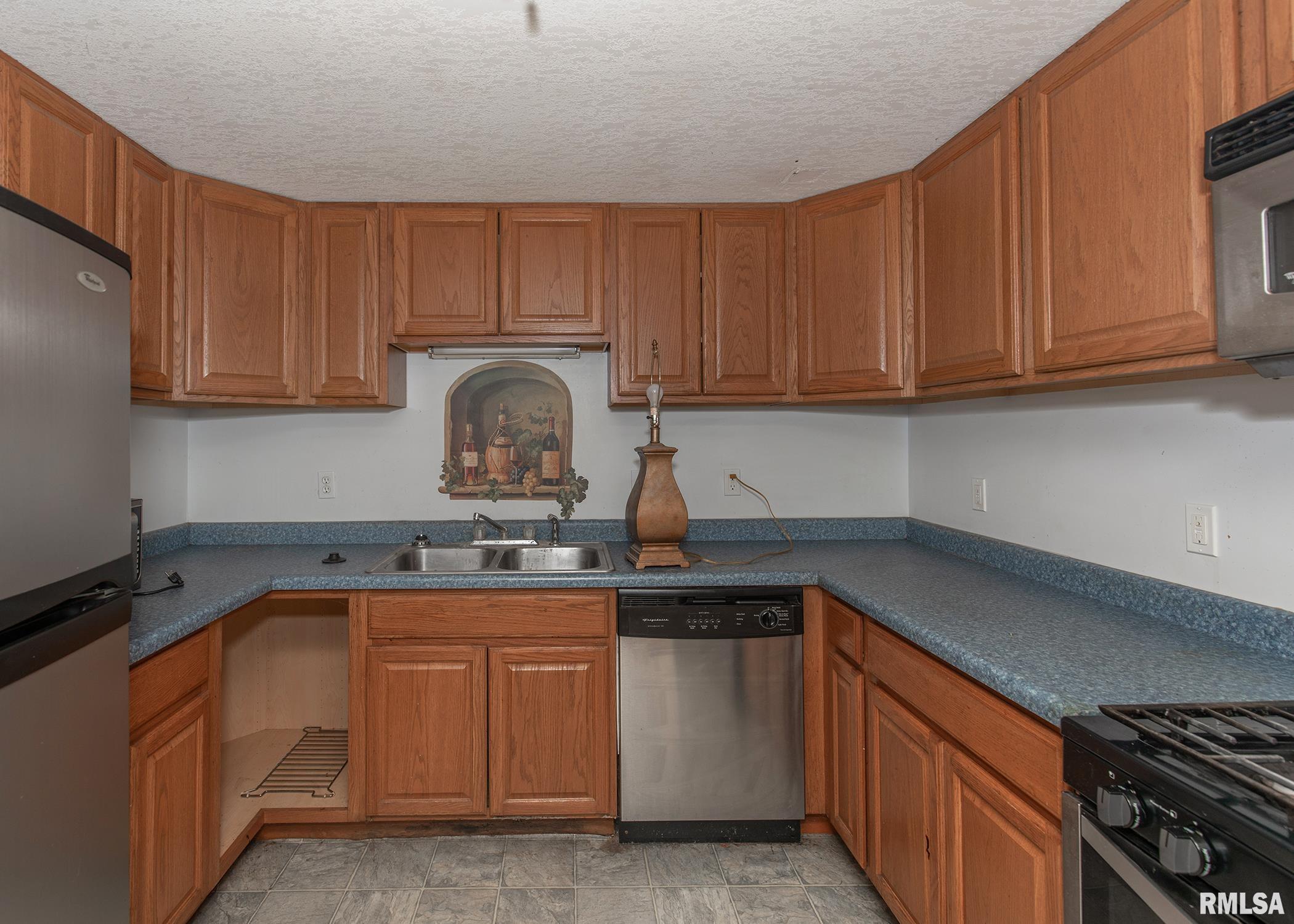 9100 North Liberty Road Walcott, IA 52773 - Photo 27 of 31 Gallery Image 27