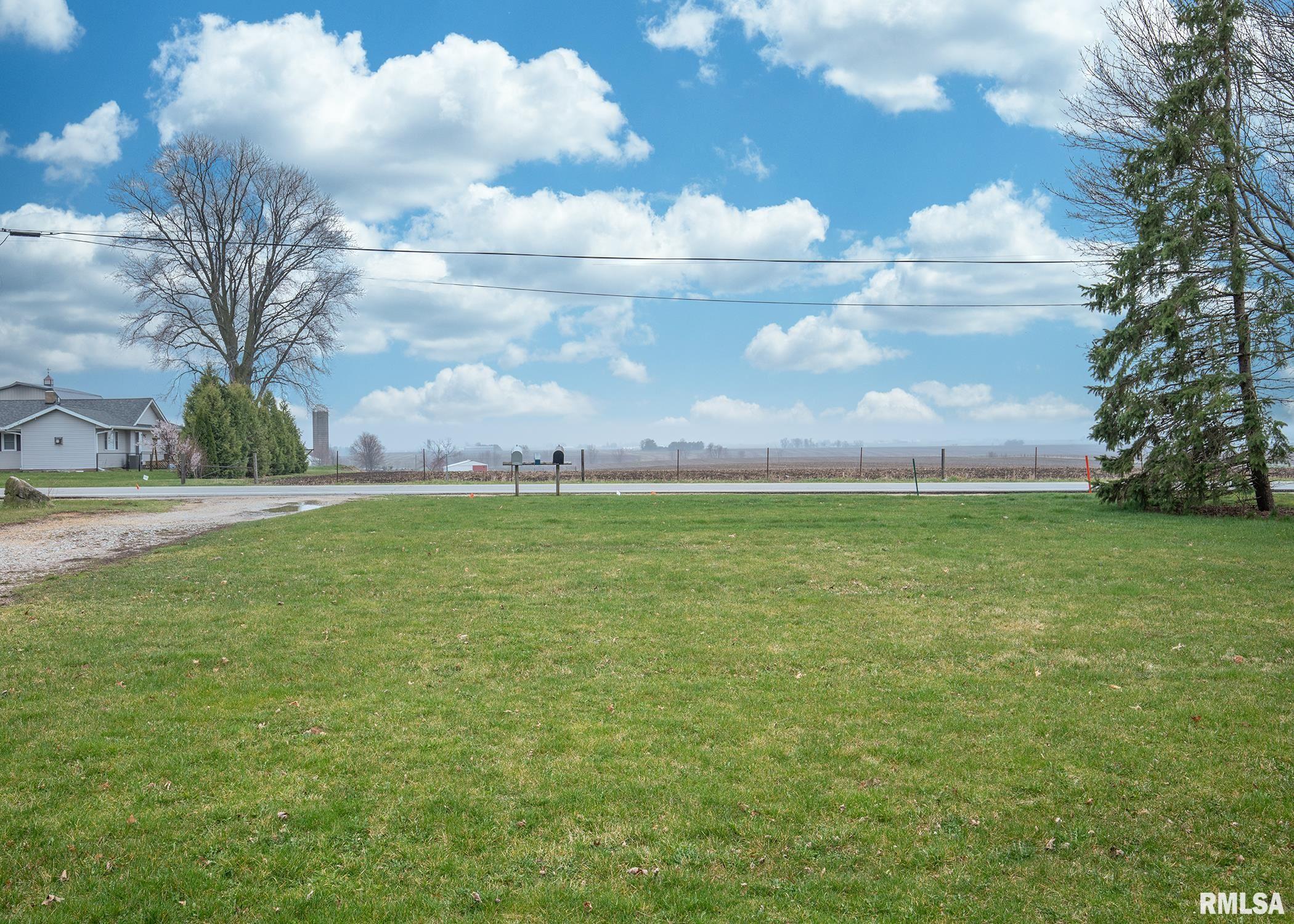 9100 North Liberty Road Walcott, IA 52773 - Photo 4 of 31 Gallery Image 4
