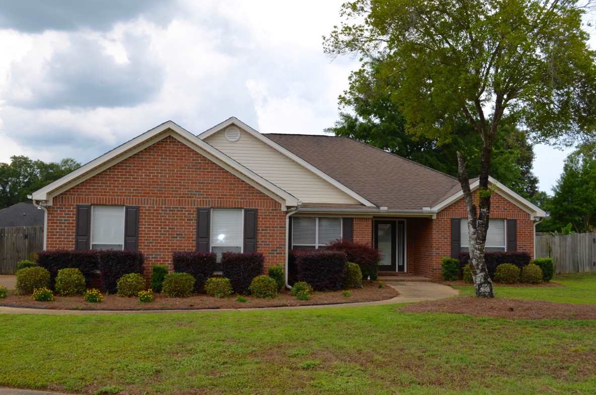 8024 Nesting Eagle Court Daphne, AL 36526 - Photo 2 of 27 Front View