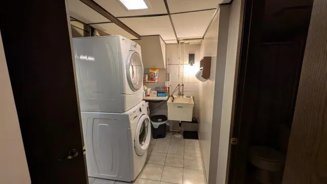 $599,777 | 1840 Twin Cir Drive, Mendota Heights, MN 55118