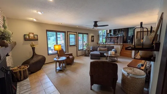 $599,777 | 1840 Twin Cir Drive, Mendota Heights, MN 55118