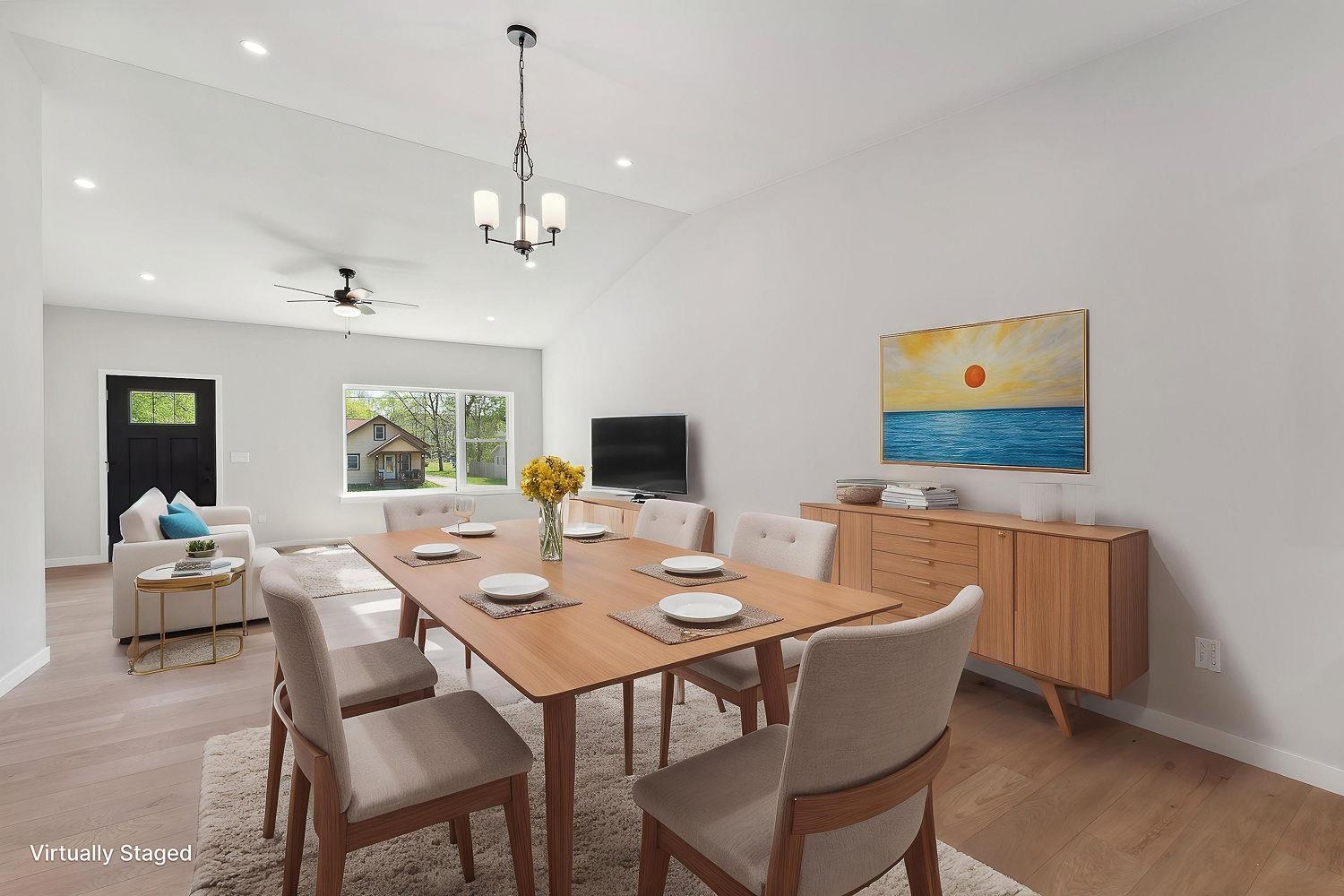 206 South Dewey Reedsburg, WI 53959 - Photo 11 of 31