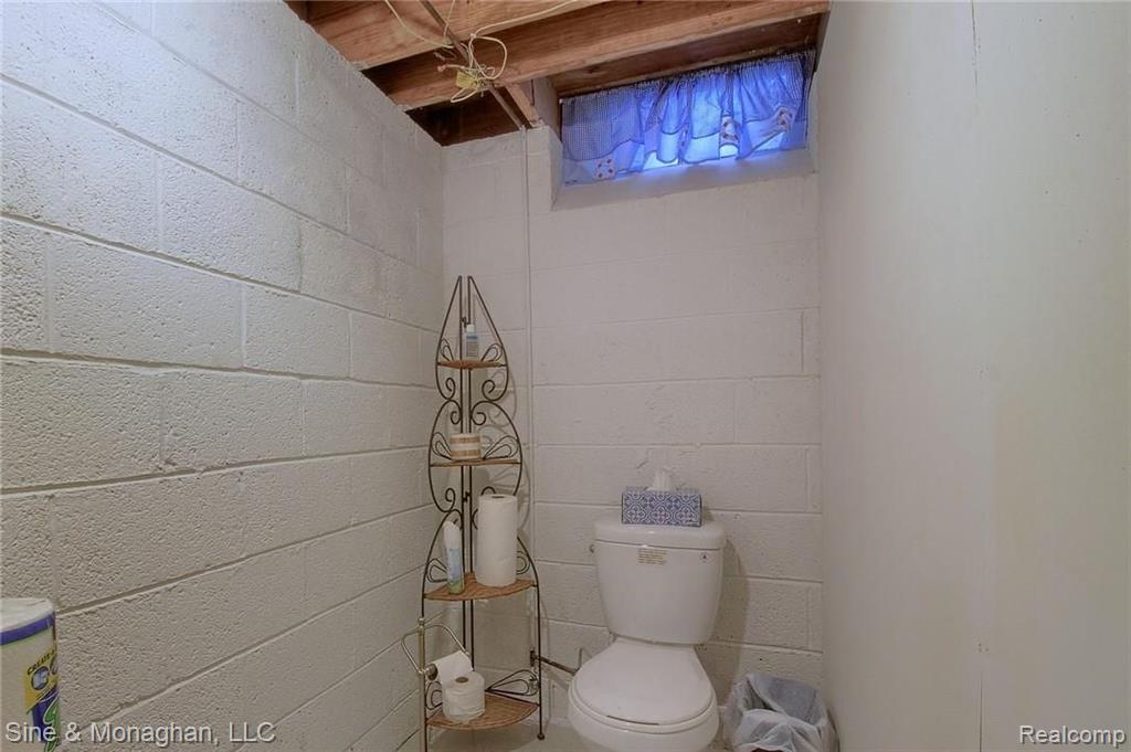 319 Lothrop Road Grosse Pointe Farms, MI 48236 - Photo 27 of 29